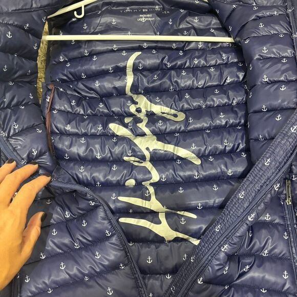 Tommy Hilfiger Women's Anchor Lightweight Packable Puffer Vest Navy Blue Large - Picture 8 of 8
